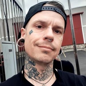 Meet your Posher, Jason